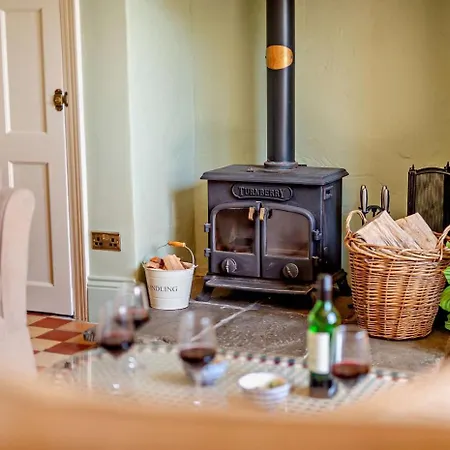 Inglenook - Fylingthorpe 펜션