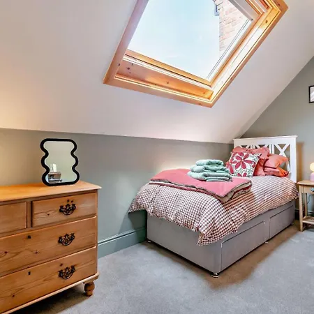 Inglenook - Fylingthorpe * 로빈후즈베이